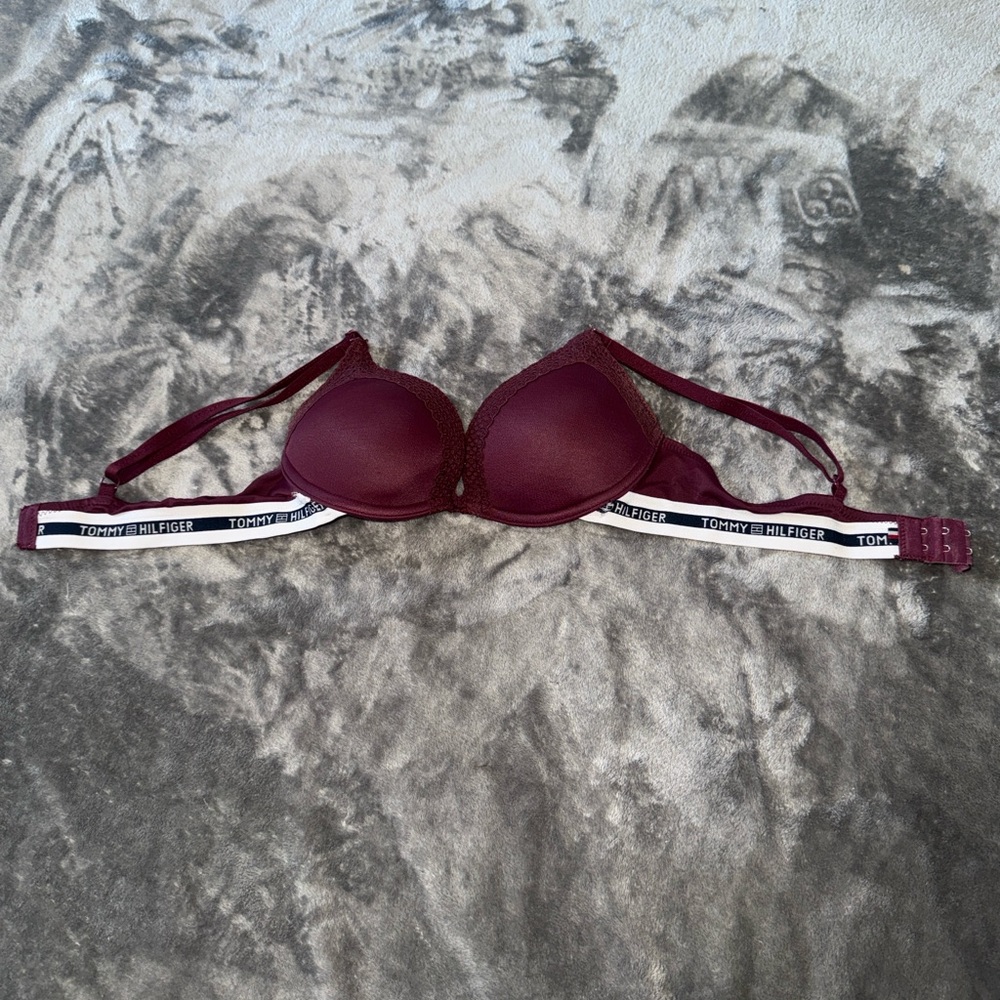 Tommy Hilfiger Deep Red Bra with Logo Straps push up